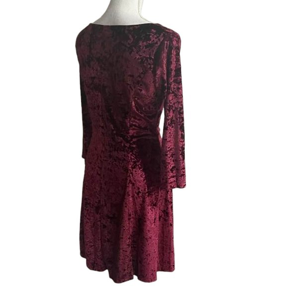 Crushed Velvet Skater A-Line Flirty Mini Burgundy Long Sleeves Cocktail … - Picture 6 of 16